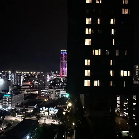 Tropicana 218 Macalister Wl